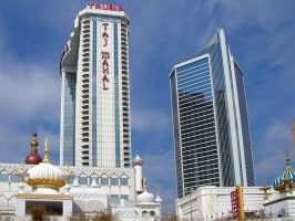 Trump_Taj_Mahal_01