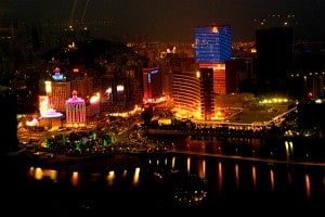 macau-at-night
