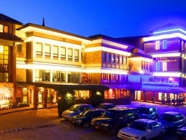 Shangri-La-Hotel