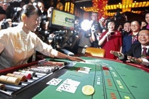 Singaporeans gambling