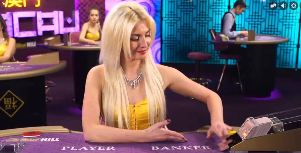 baccarat live croupier