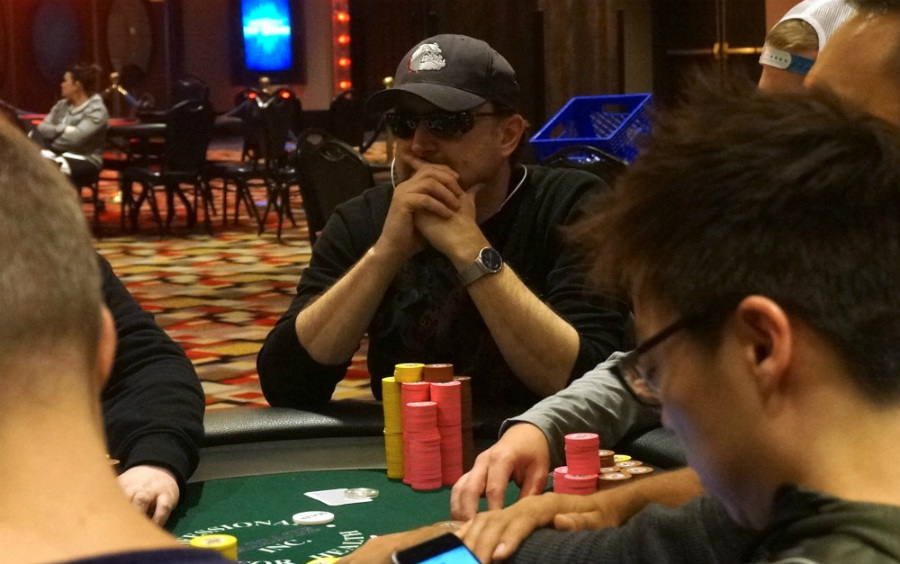 Scott Powrie Emerges as Chip Leader after WSOP Circuit Planet Hollywood Main Event Day 2