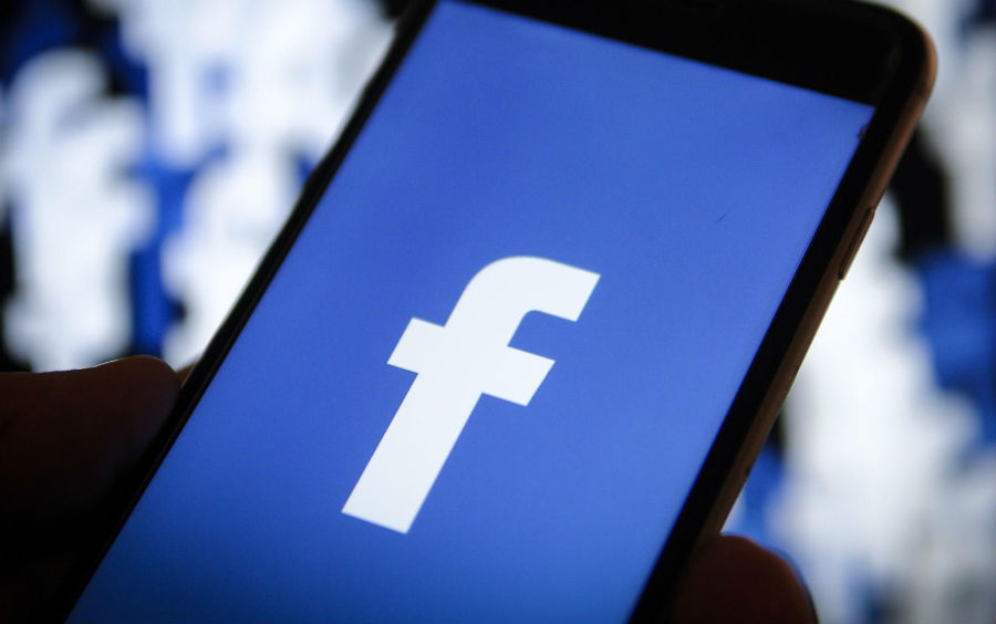 Facebook Follows Google in Banning Gambling Adverts in Italy