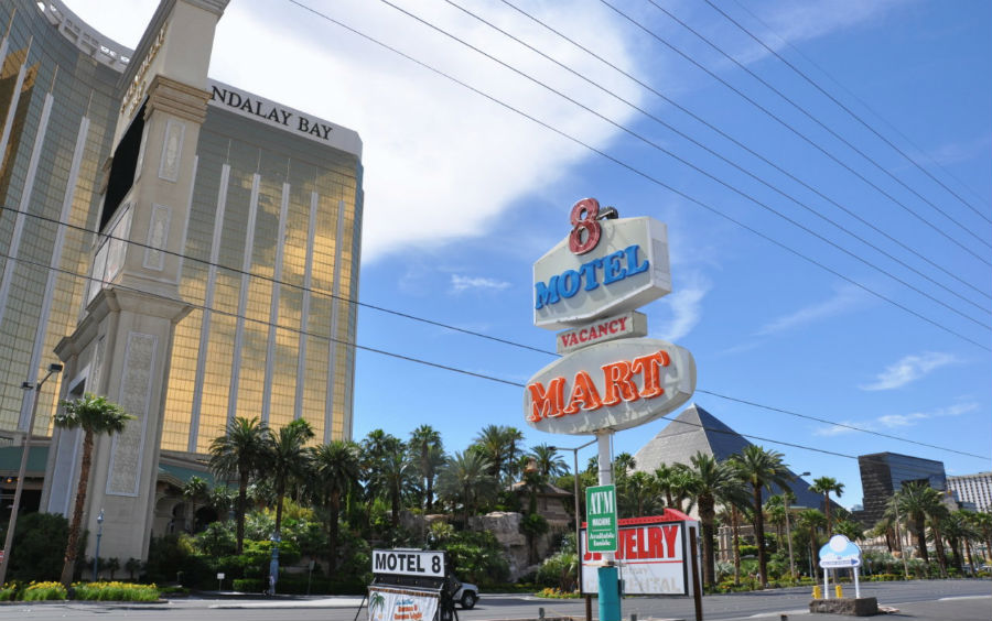 Israeli Hoteliers Buy Shuttered Las Vegas Strip Motel, Hint Casino Development Plans