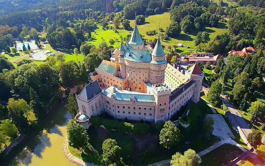 Slovak Authorities Raid Gambling Facilities, Seize Machines in Massive Anti-Illegal Gambling Operation