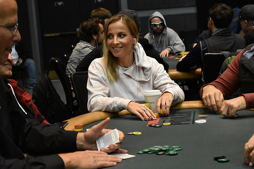 Sam Miller Leads 23 Hopefuls into WSOP Circuit Horseshoe Hammond Main Event Day 3